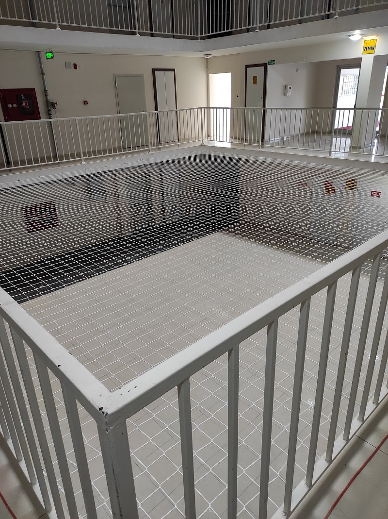 Merdiven Filesi, Balkon Filesi, Kedi Filesi, Çocuk Güvenlik Filesi, Evcil Hayvan Filesi, Bina Boşluk Filesi, Asansör Boşluk Filesi, İnşaat Filesi, Halı Saha Filesi, Havuz Filesi, Gölgelik Filesi